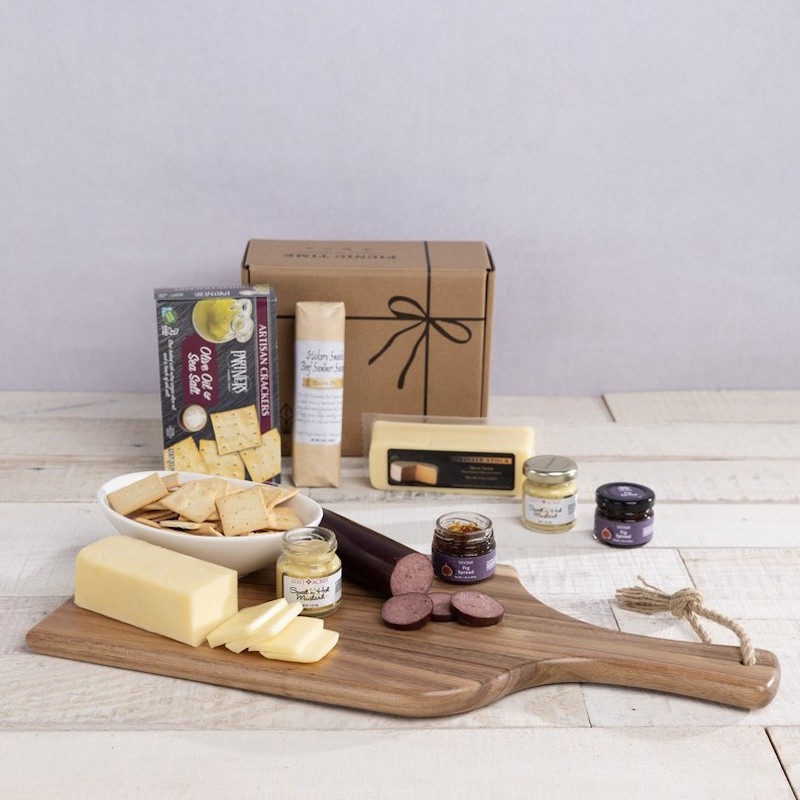 Artisan 18 Inch Charcuterie Board - Acacia Wood
