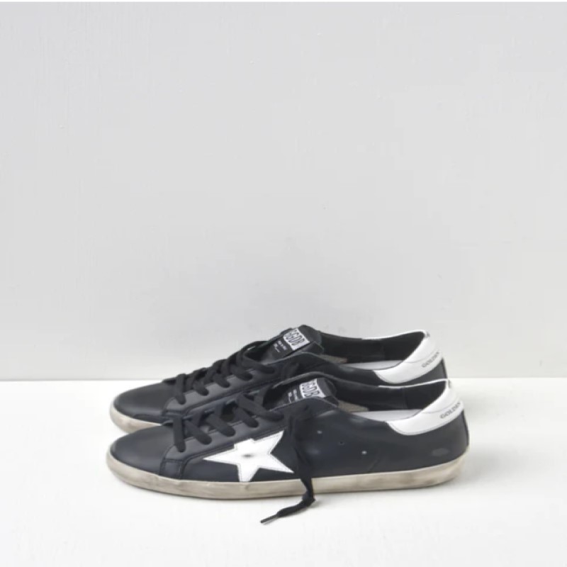 Size 7 Black Superstar Leather Sneakers