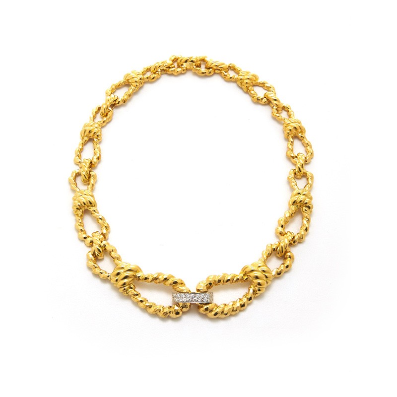Lasso Necklace