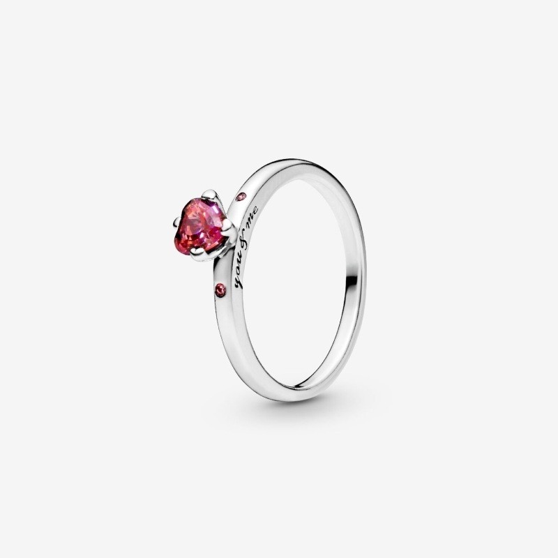 Sparkling Red Heart Ring Size 6