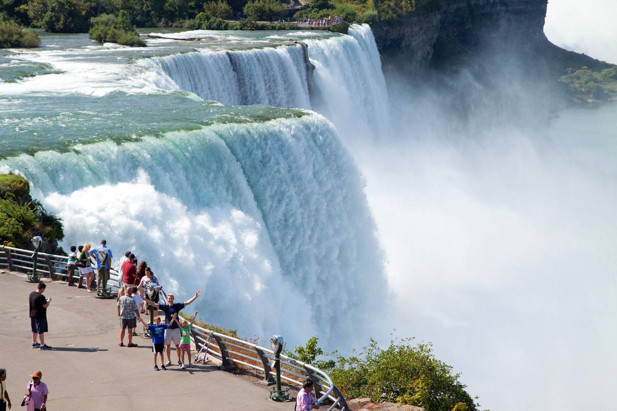 Niagara Falls Family Adventure