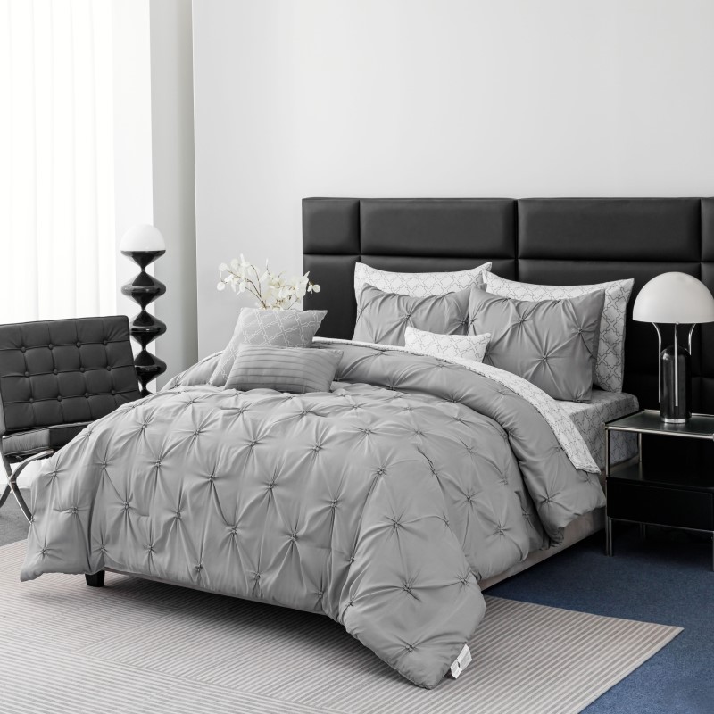 Queen 10Pc Pintuck Bed In A Bag Set - (Grey)