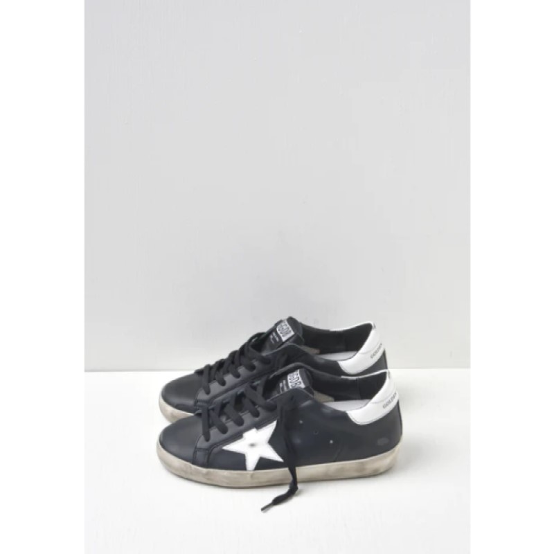 Size 6 Black Superstar Leather Sneakers